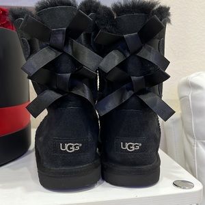 UGG® Girls' Bailey Bow II Water Resistant Boots (Youth)